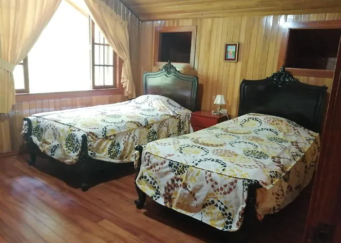 Illariy Tampu Ecoalbergue Oxapampa