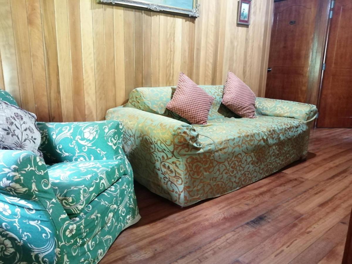 Illariy Tampu Ecoalbergue Lodge Oxapampa